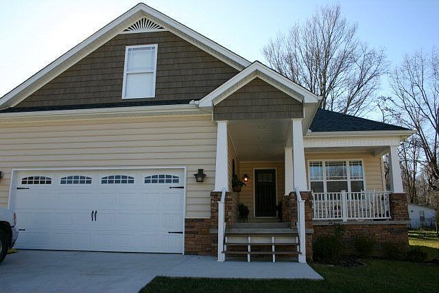 1st image of 125 Phillips Bend Ct