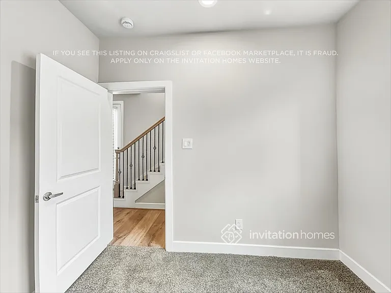 10534 Executive Lake Dr — Photo 15