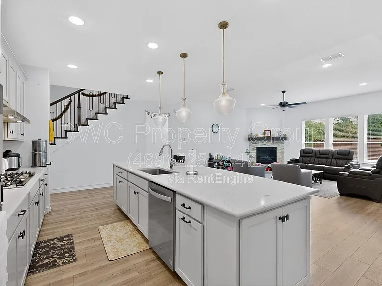 1837 Whispering Pines Dr — Photo 17