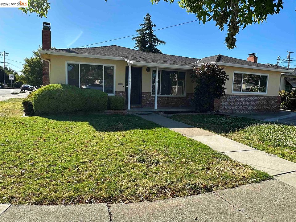 1st image of 3705 Glacier Dr