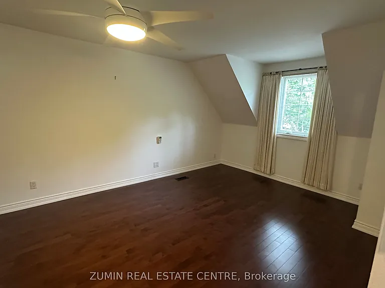 76 Brock St — Photo 12