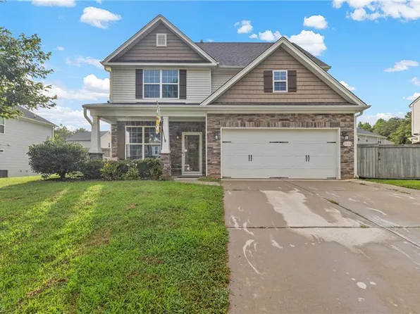 2520 Orchid Dr, Elon, NC 27244