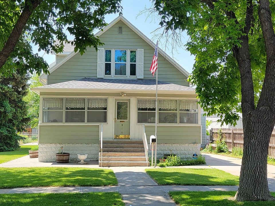 1st image of 914 W 6th Street