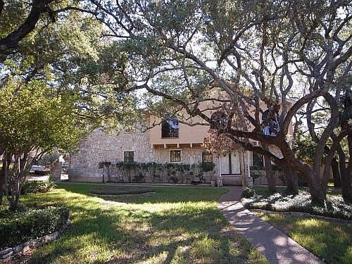 2nd image of 8503 Candelaria Dr