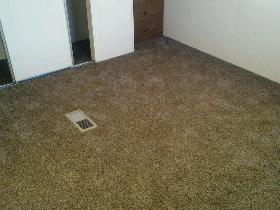 1st image of 103 Fernwood Dr