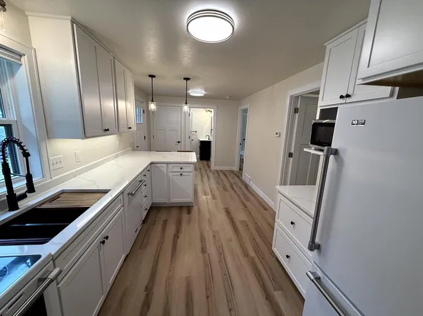 W5640 Cedar Trail, Neshkoro, WI 54960