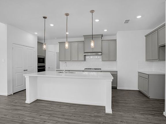 3rd image of 21918 Carinda Crescent Ct