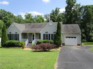 2749 Knobbly Ct, Chester, VA 23831