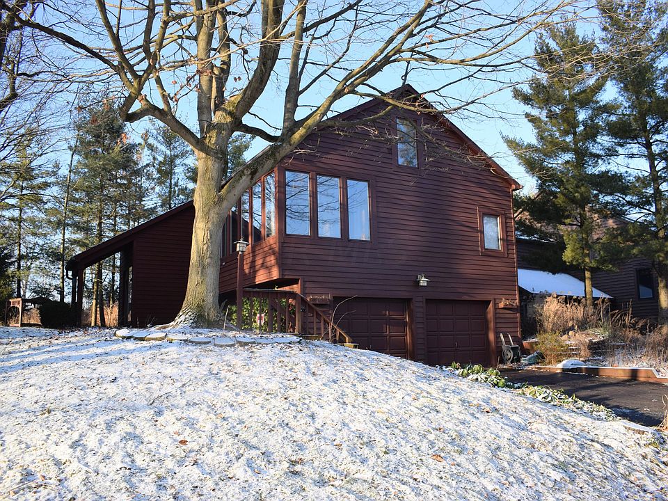 1st image of 331 Lakeside Dr