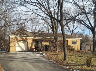 7611 Hamilton Ave, Burr Ridge, IL 60527