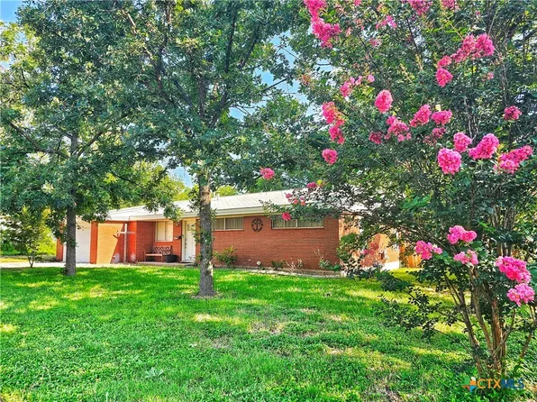 2601 Powell Dr, Gatesville, TX 76528