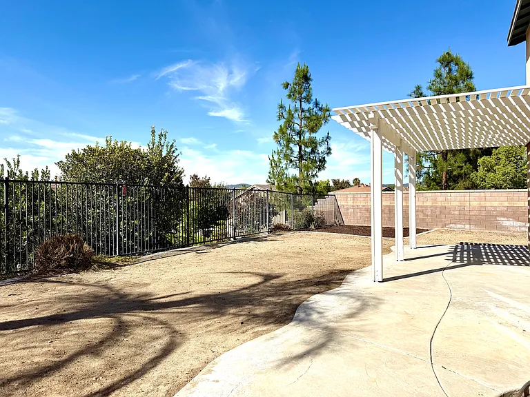 40220 Emily Pl — Photo 59
