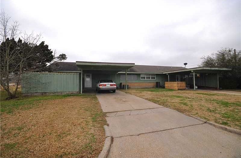 1st image of 1223 Varney Cir