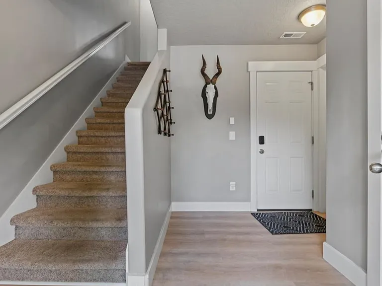 3709 S Gowan Ln #3709 — Photo 2