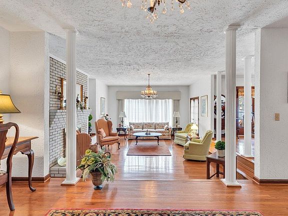 5th image of 200 Bonbrook Mill Rd