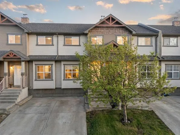 235 N Ranch Ridge Mdw, Strathmore, AB T1P 0A9