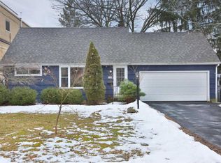 525 E Dunedin Rd, Columbus, OH 43214