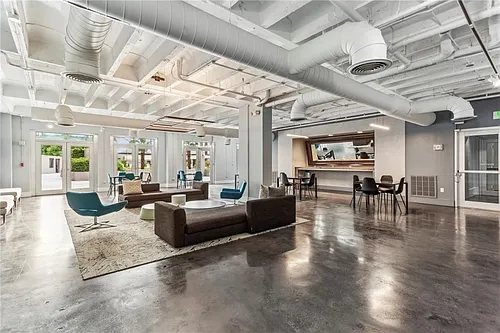 805 Peachtree St NE Photo 1
