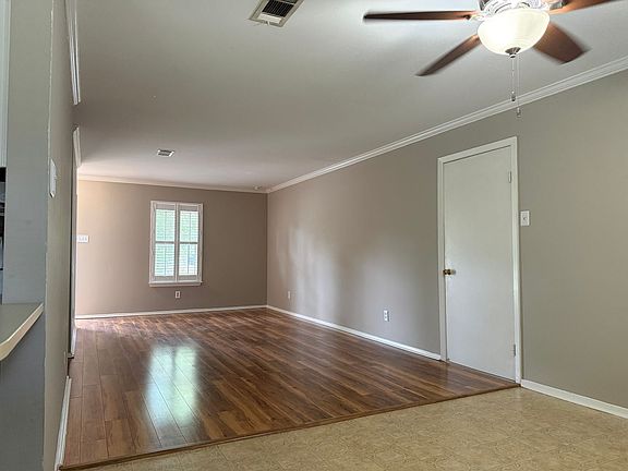 5th image of 3 Creekridge Cir
