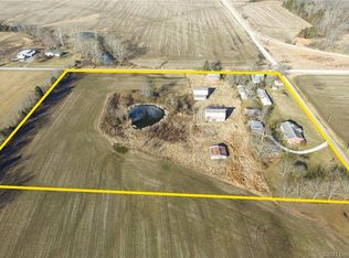 4775 E Indian Hollow Rd, Leavenworth, IN 47137