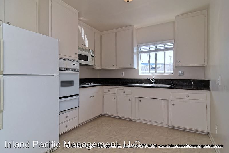 1st image of 1314 Loma Dr APT 4