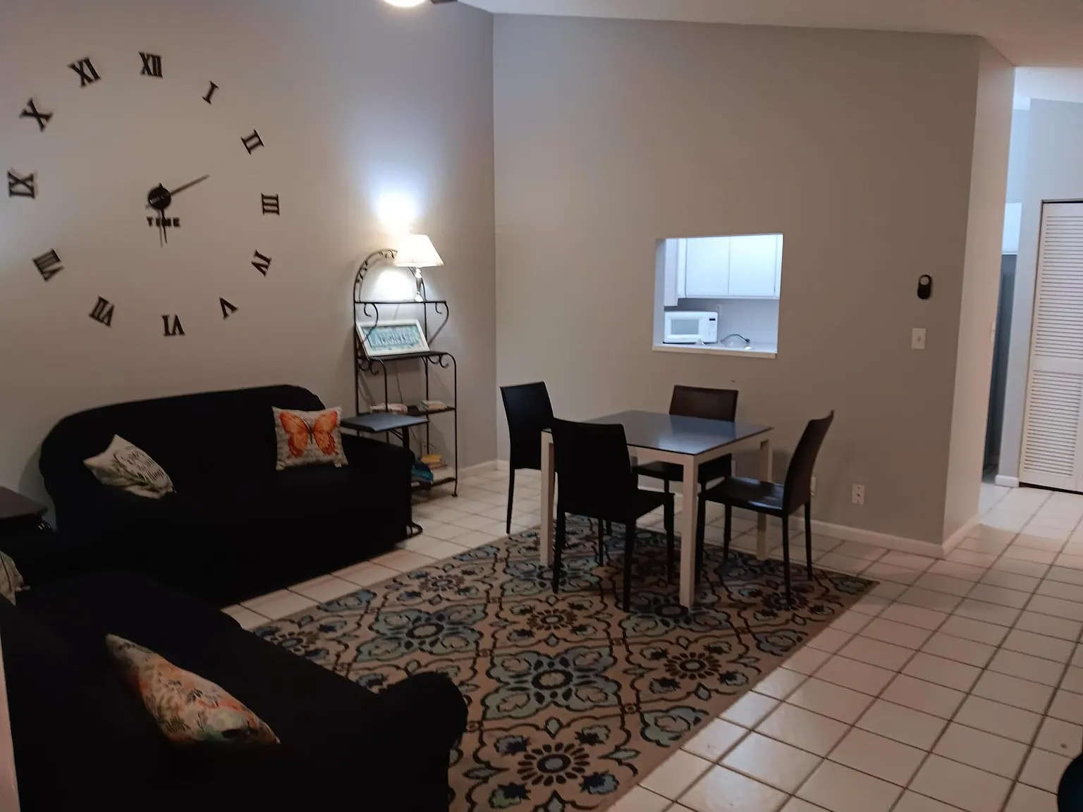 2 bed, 2.0 bath, 1080 sqft, $2,200 — Photo 2