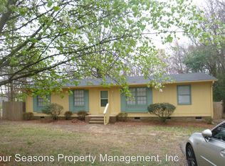 2232 Saint Johns Church Rd, Charlotte, NC 28215