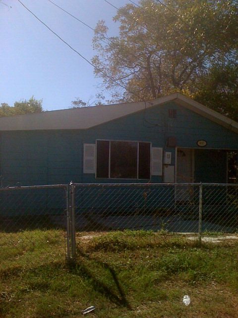 2nd image of 407 Avenue B