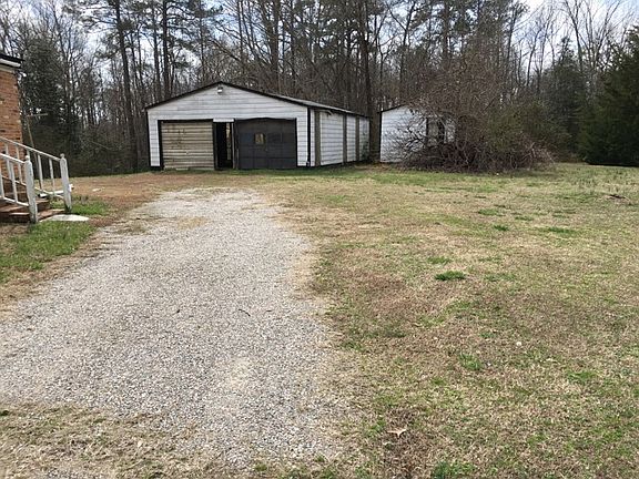 3rd image of 20521 Masontown Dr