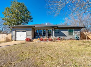 2528 Woodland Dr, Ada, OK 74820