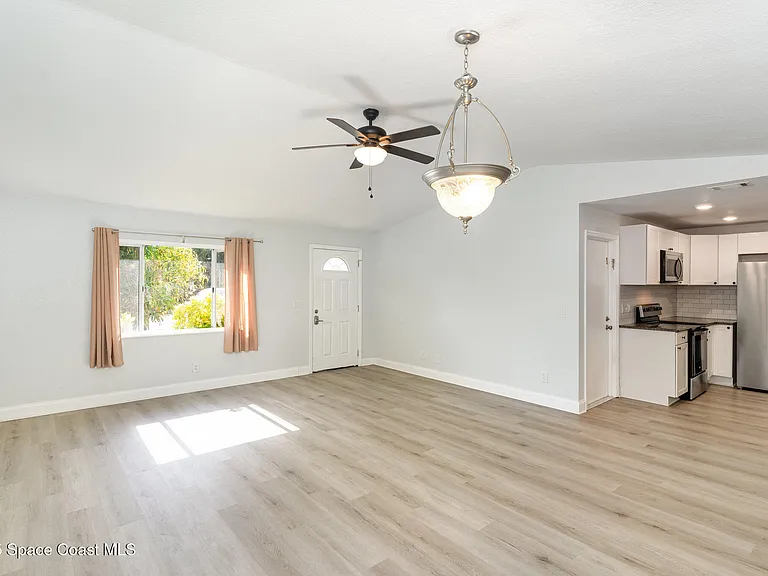 122 Atlas Ln — Photo 6