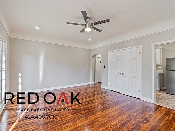 5th image of 630 1/2 S Dunsmuir Ave #101