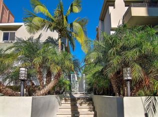 7261 Franklin Ave #5, Los Angeles, CA 90046