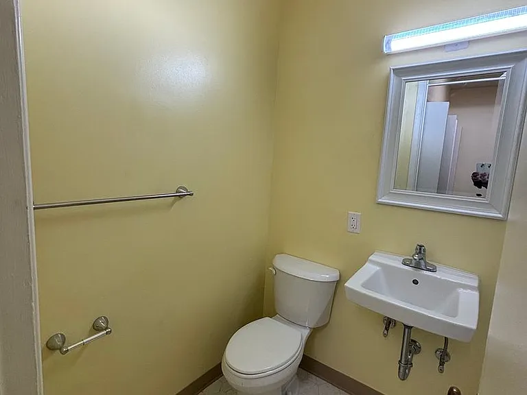 310 Montgomery Street — Photo 5