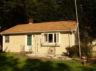 14 Boardman St, Norfolk, MA 02056