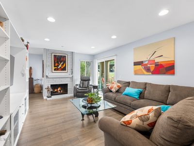 427 Arbor Lane Ct APT 102, Thousand Oaks, CA, 91360