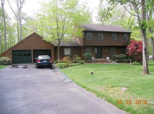 42 S Stonybrook Dr, Marlborough, CT 06447