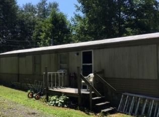 13108 River Ridge Rd, Pound, VA 24230