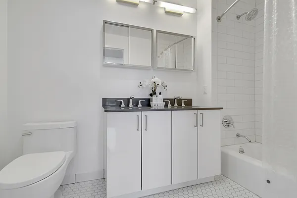 Rented by Home by Choice LLC | media 9