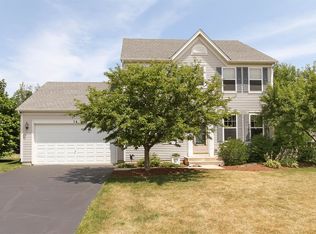 14 Haverhill Ct, Cary, IL 60013