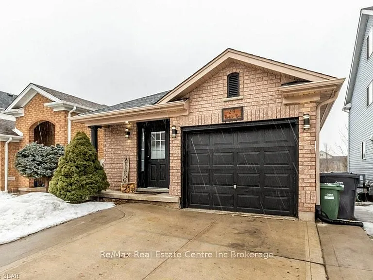 29 Porter Dr — Photo 2