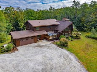 707 Benton Hill Rd, Becket, MA 01223