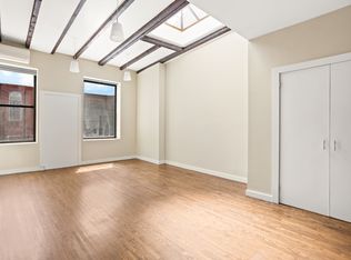 22 E 13th St #2R, New York, NY 10003
