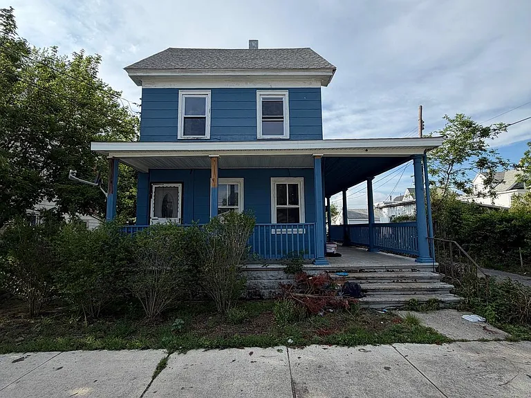 12 E Green St — Photo 1