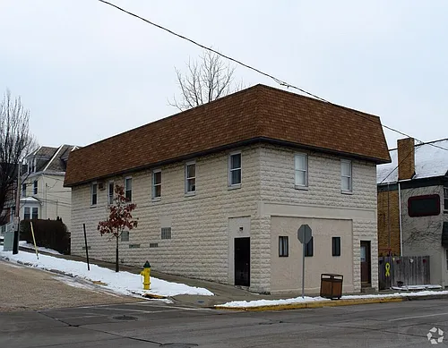 160 Allegheny River Blvd #B Photo 1
