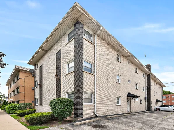 33 Rockford Ave APT 2W, Forest Park, IL 60130