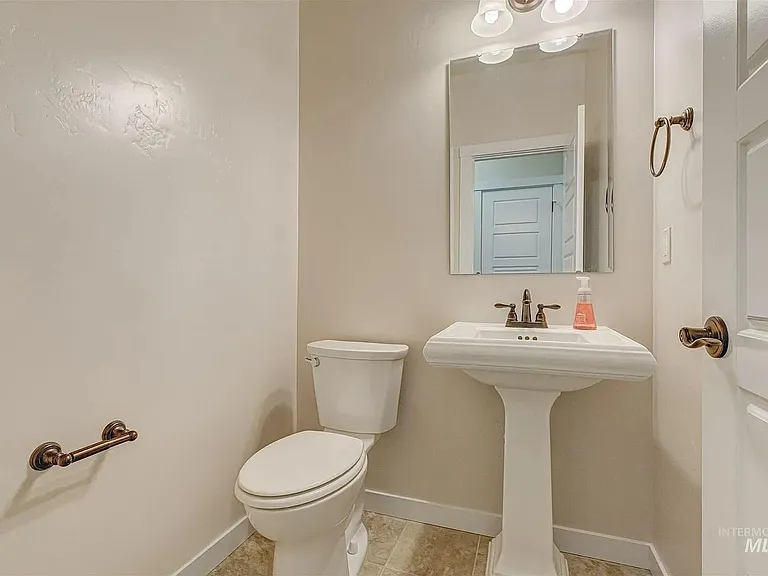 4483 S Old Sport Ln — Photo 17