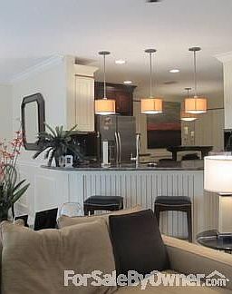 3rd image of 735 Windermere Way