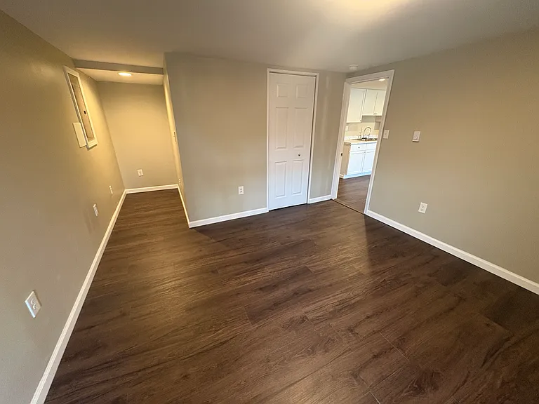 208 W Hazel Way #106 — Photo 2