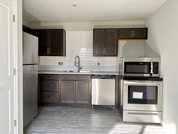 4th image of 221 Garfield Ave #7rzehmmav